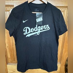 NWT NIKE WOMANS DODGERS BLACK SHIRT MEDIUM!!!